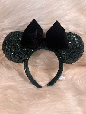 Disney Tokyo Disney Parks Ears Headband Dark Green Sequins Black Bow